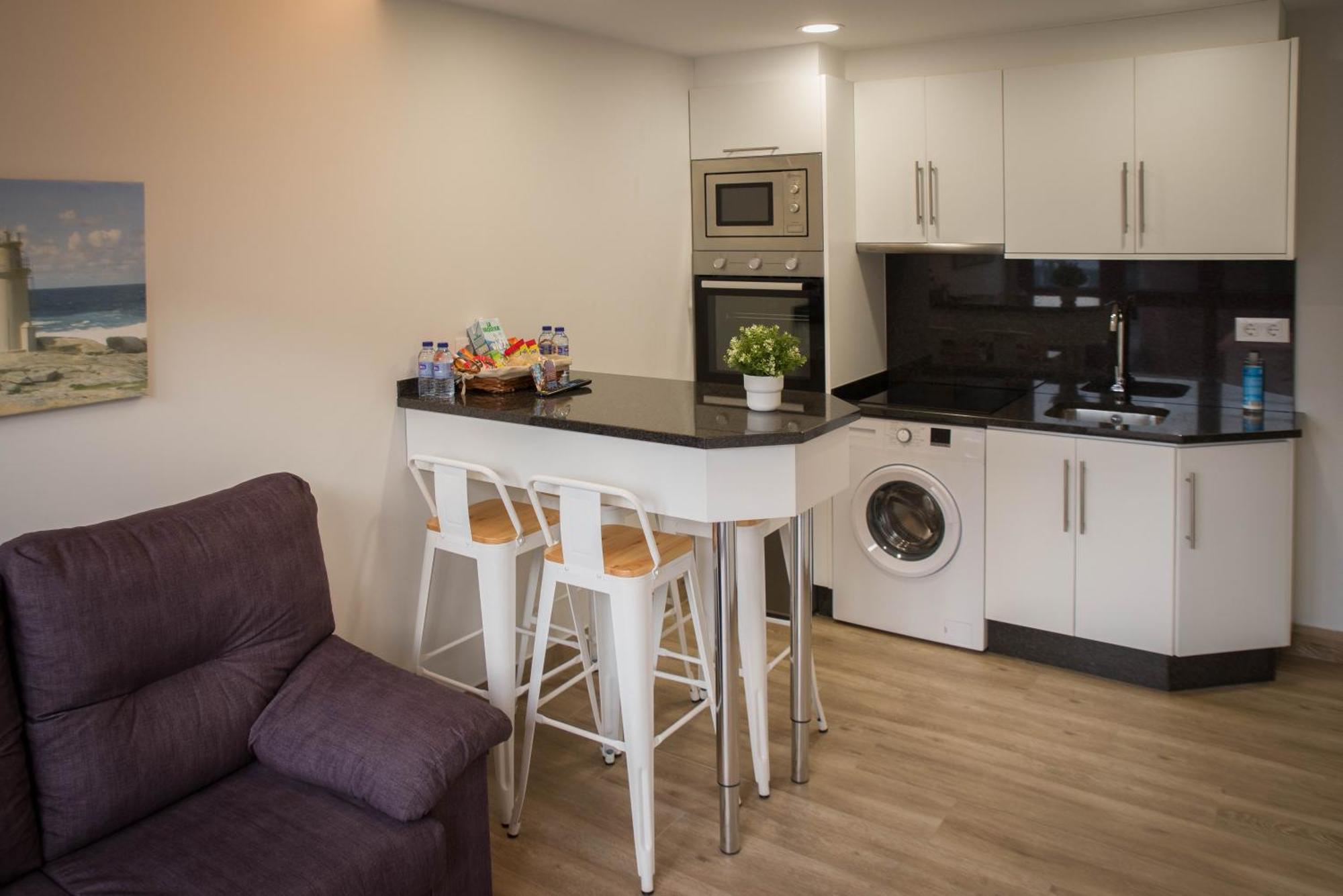 Apartamentos turisticos HAZ AMIGO Muxía Habitación foto
