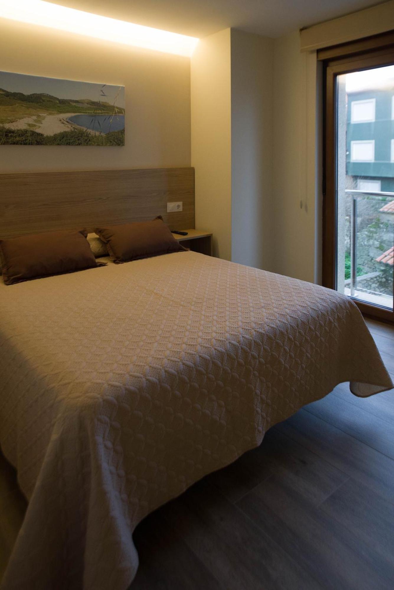 Apartamentos turisticos HAZ AMIGO Muxía Habitación foto